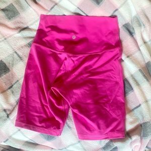 Lululemon Sonic Pink Biker Shorts Size 4 Inseam 8”